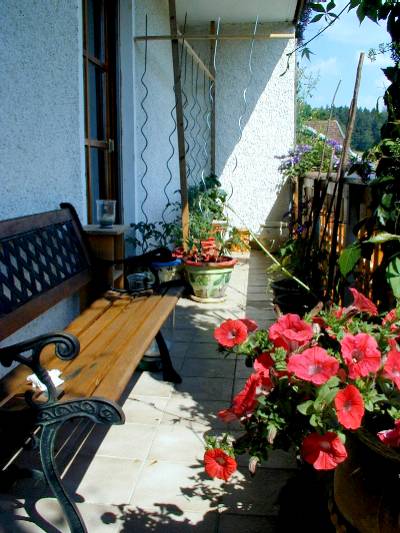Blick zur anderer Seite des unteren Balkons