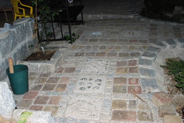Weg mit Sitzplatz