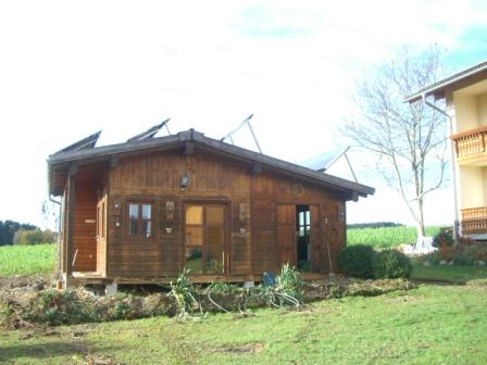 Von vorne das pure Gartenhaus