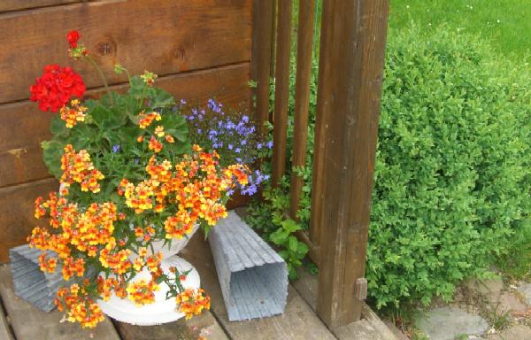 Blumenspindel mit gr. Buxkugel