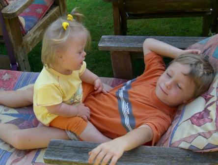 mit der kleinen Schwester